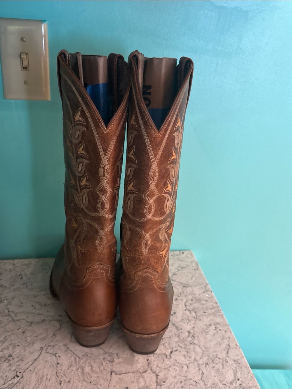 Ariat Heritage R Toe Western Boot size 7.5 - Picture 2 of 8